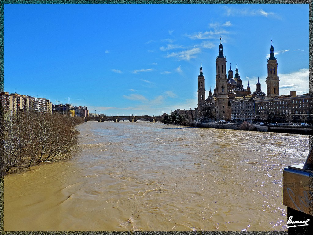 Foto: 150302-57 EBRo ENTRE PUENTES - Zaragoza (Aragón), España