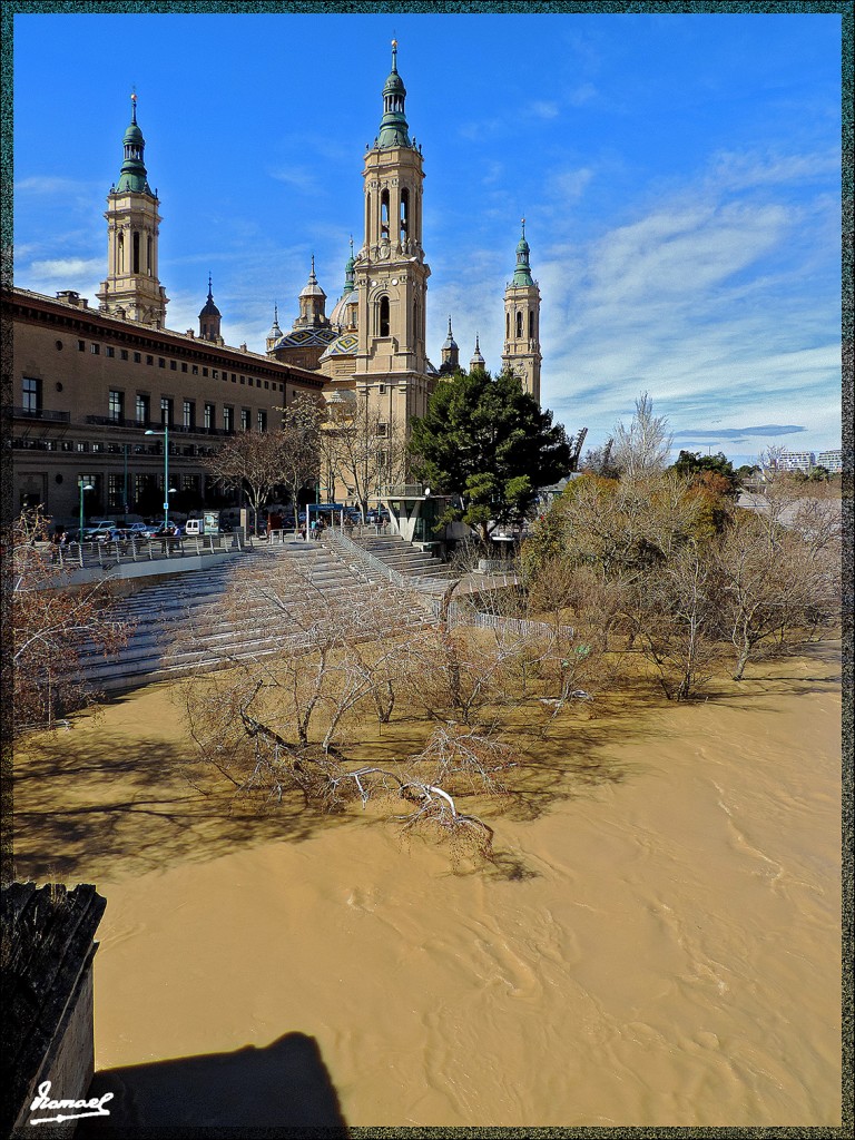 Foto: 150302-81 EBRo ENTRE PUENTES - Zaragoza (Aragón), España