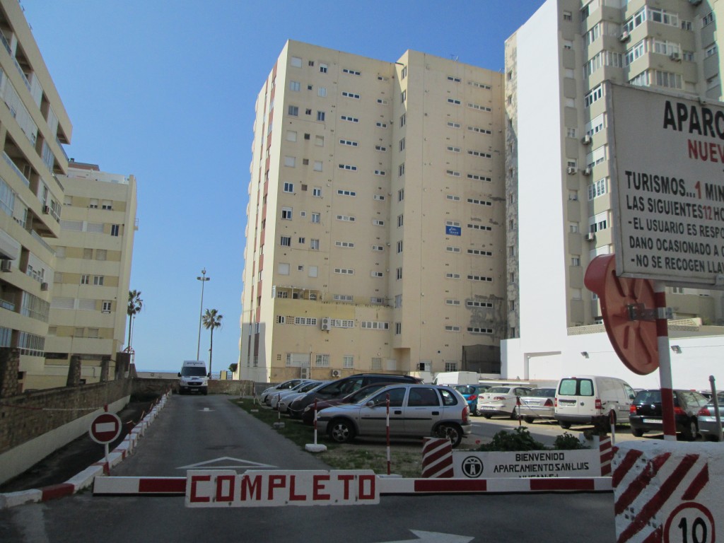 Foto: Aparcamientos San Luis Nufan - Cádiz (Andalucía), España