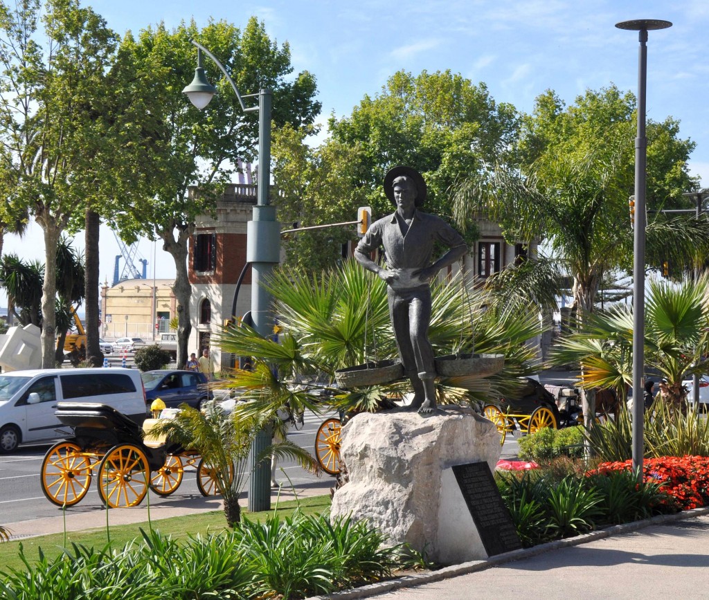 Foto: Estatua en bronce del pescatero - Malaga (Málaga), España