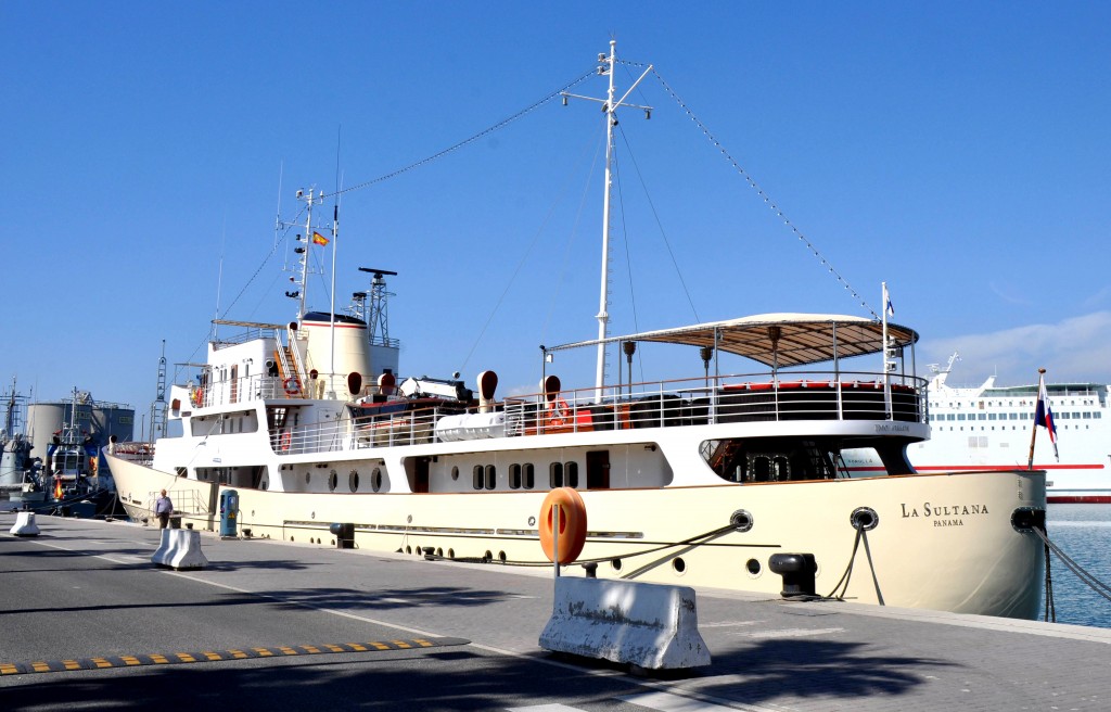 Foto: Barco Panameño - Malaga (Málaga), España