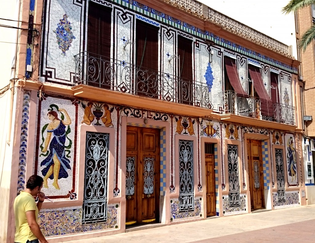 Foto: Casa tipica de mosaico - Almassera (València), España