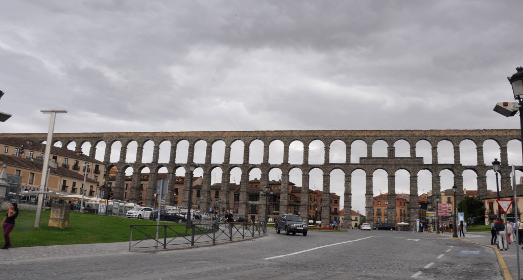 Foto: vista general del acueducto - Segovia (Castilla y León), España