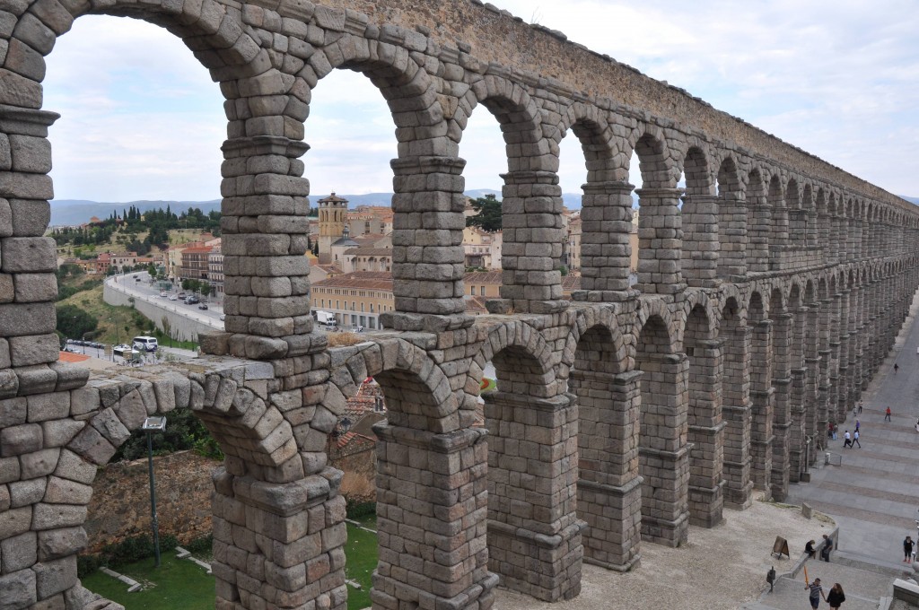 Foto: Vista del acueducto - Segovia (Castilla y León), España