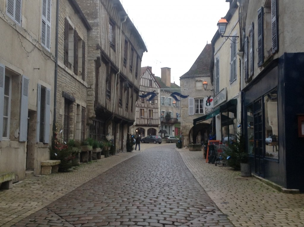 Foto de Noyers, Francia