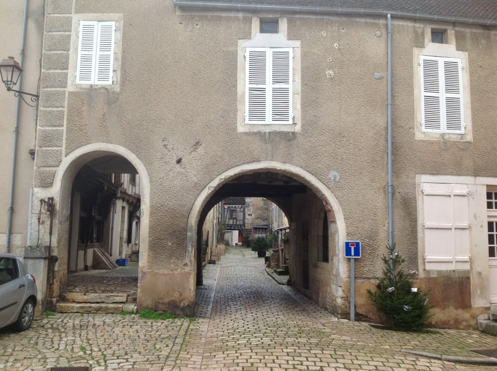 Foto de Noyers, Francia