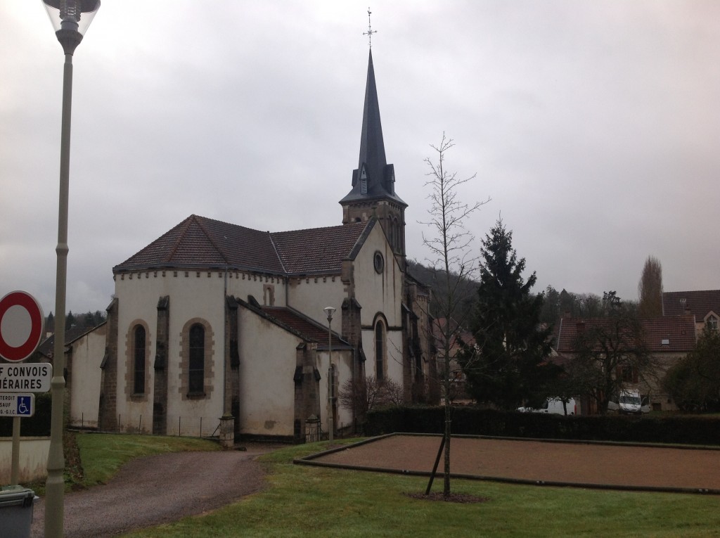 Foto de Poully En Auxiois, Francia