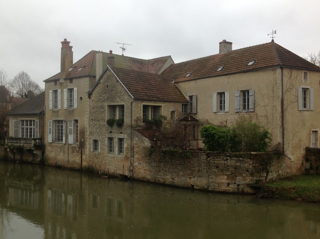 Foto de Noyers, Francia