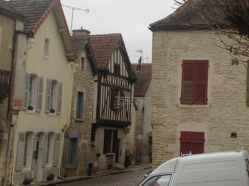 Foto de Noyers, Francia