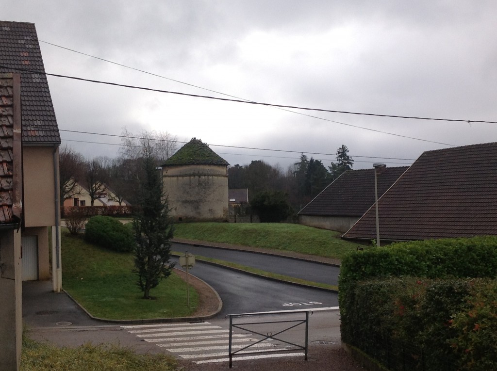 Foto de Poully En Auxiois, Francia