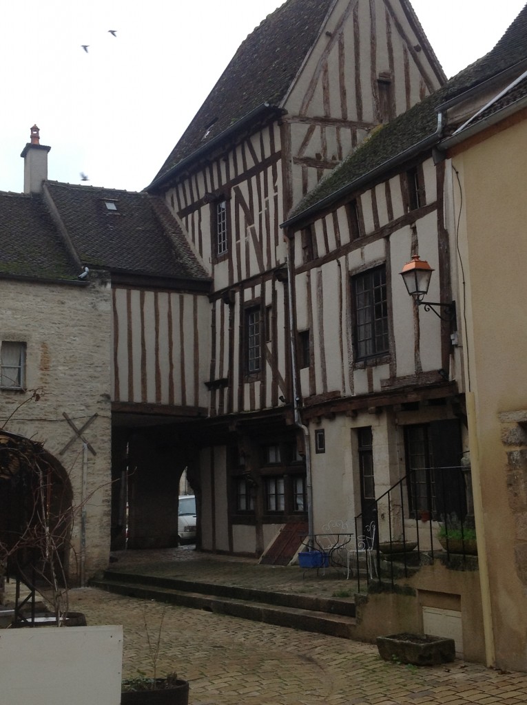 Foto de Noyers, Francia