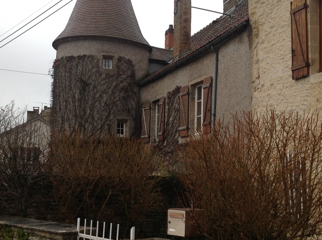 Foto de Poully En Auxiois, Francia