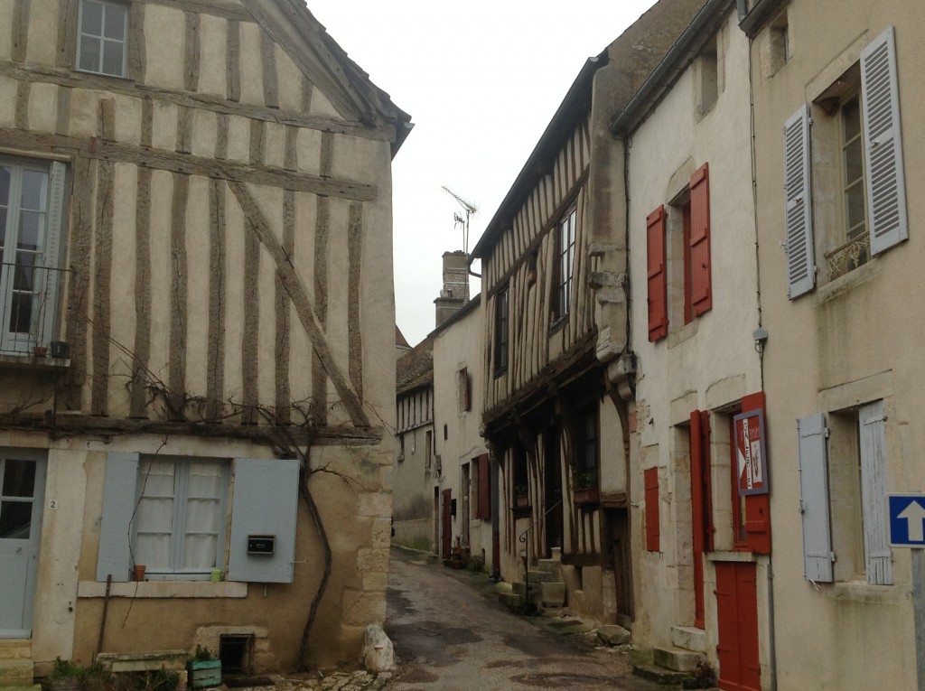 Foto de Noyers, Francia