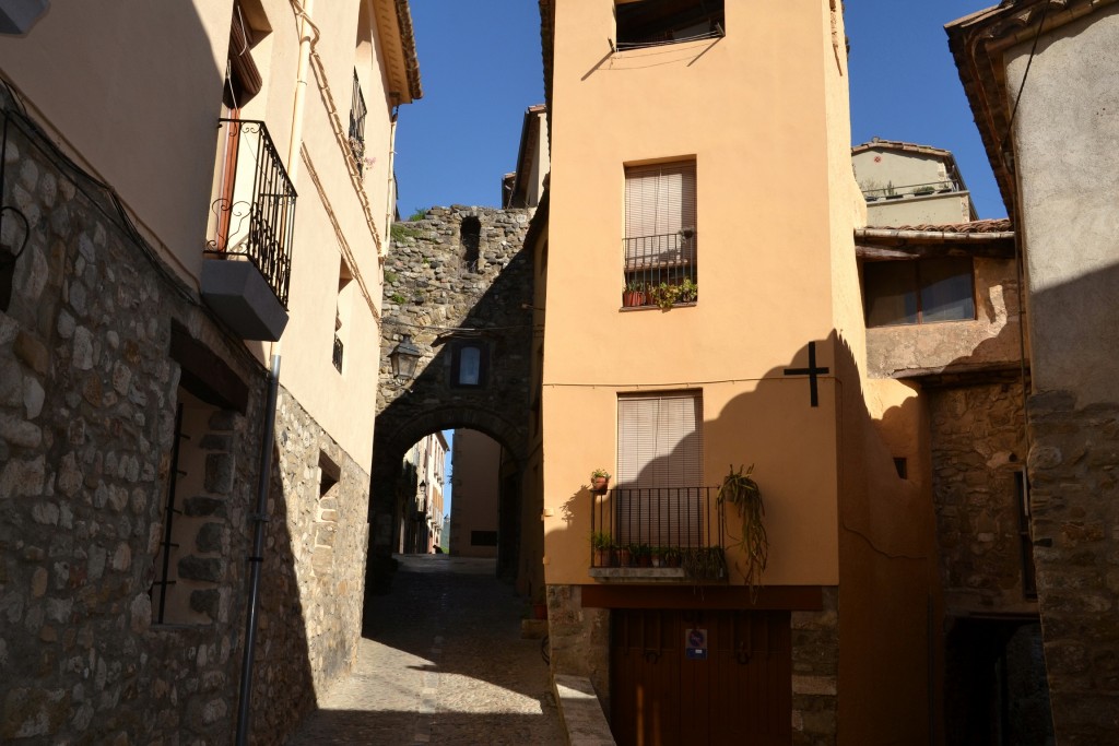 Foto: Carrers de Besalú - Besalú (Girona), España