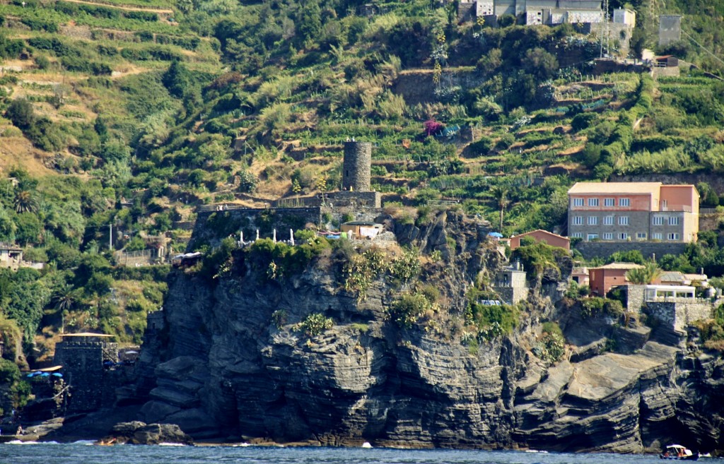 Foto: Navegando - Vernazza (Liguria), Italia