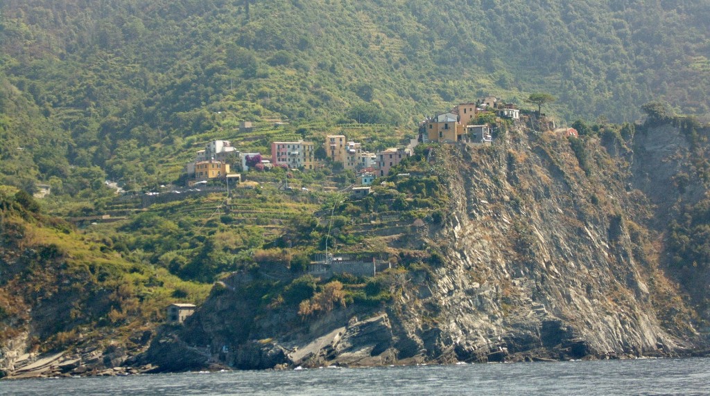 Foto: Navegando - Vernazza (Liguria), Italia