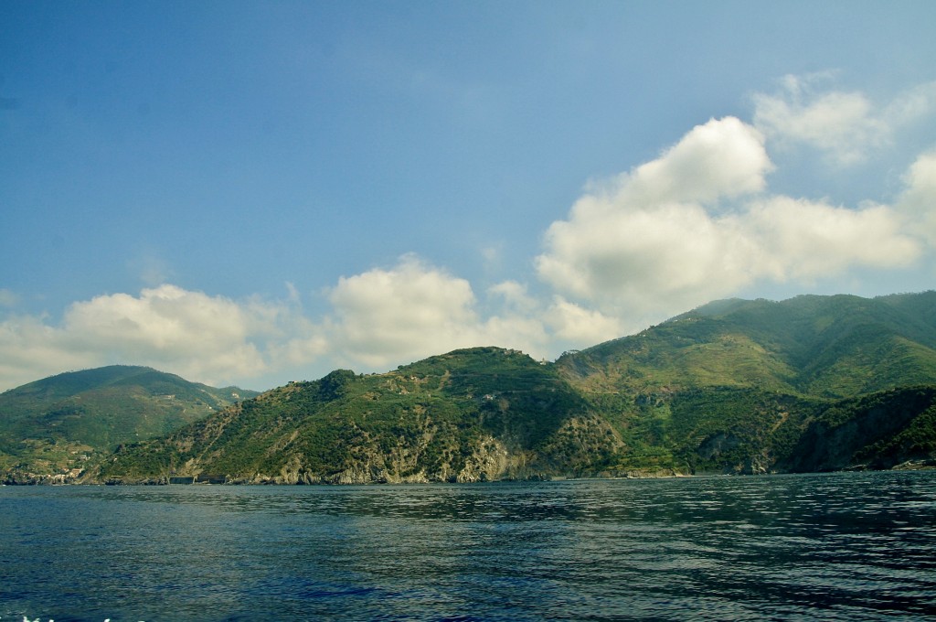 Foto: Navegando - Vernazza (Liguria), Italia