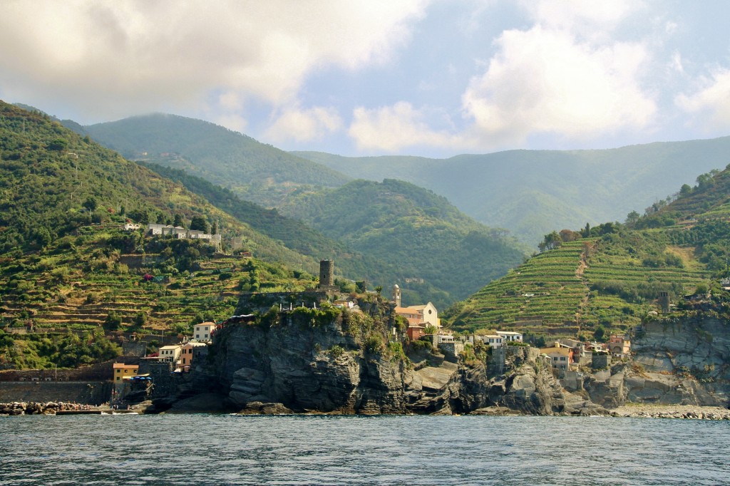 Foto: Navegando - Vernazza (Liguria), Italia