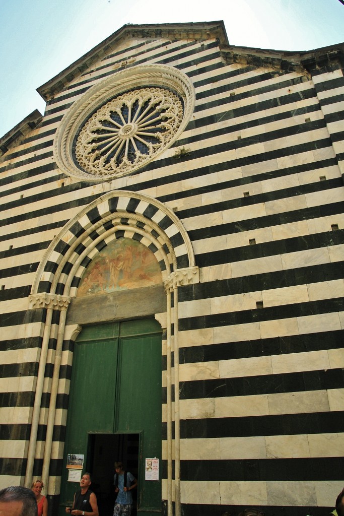 Foto: Iglesia de San Juan - Monterosso al Mare (Liguria), Italia