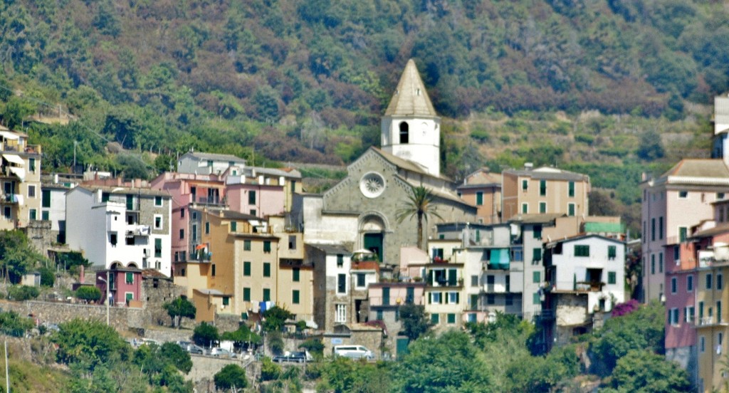 Foto: Vista del pueblo - Corniglia (Liguria), Italia