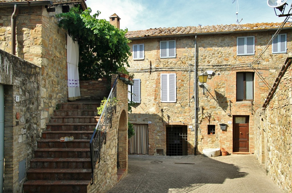 Foto: Interior de la muralla - Murlo (Tuscany), Italia