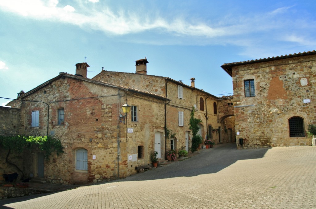 Foto: Interior de la muralla - Murlo (Tuscany), Italia