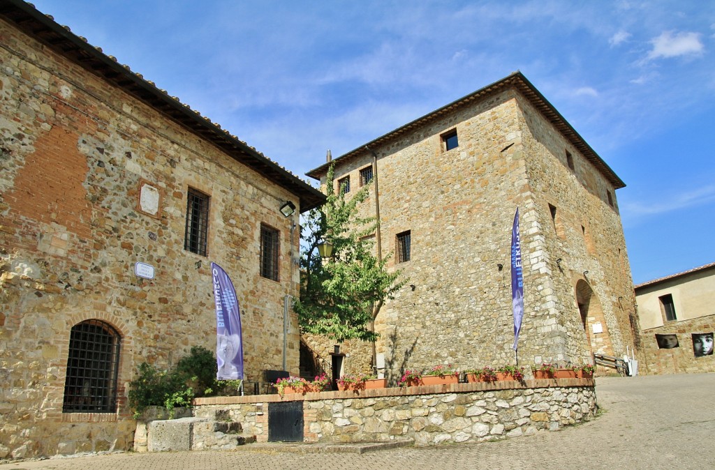 Foto: Interior de la muralla - Murlo (Tuscany), Italia