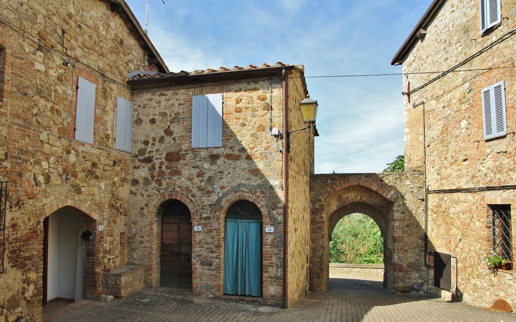 Foto: Interior de la muralla - Murlo (Tuscany), Italia