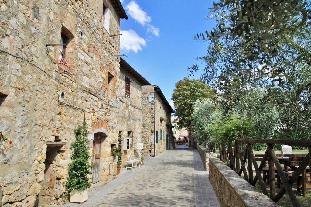 Foto: Recinto amurallado - Monteriggioni (Tuscany), Italia