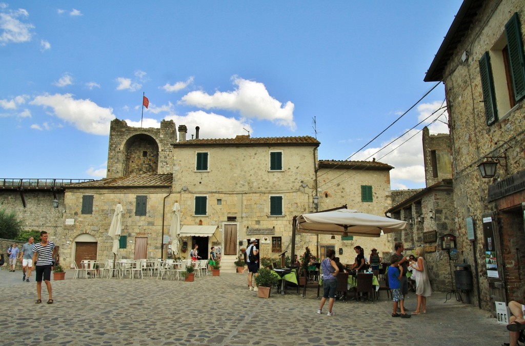 Foto: Recinto amurallado - Monteriggioni (Tuscany), Italia