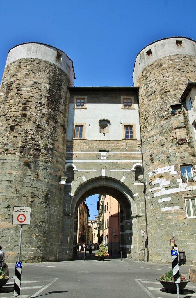 Foto: Puerta de la muralla - Lucca (Tuscany), Italia