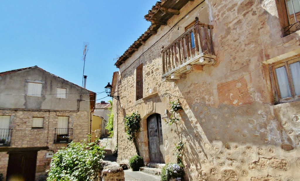 Foto: Recinto amurallado - Palazuelos (Guadalajara), España