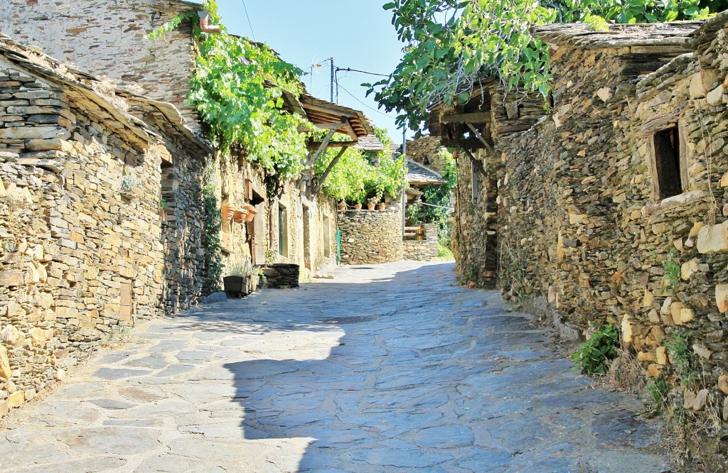 Foto: Vista del pueblo - Roblelacasa (Guadalajara), España