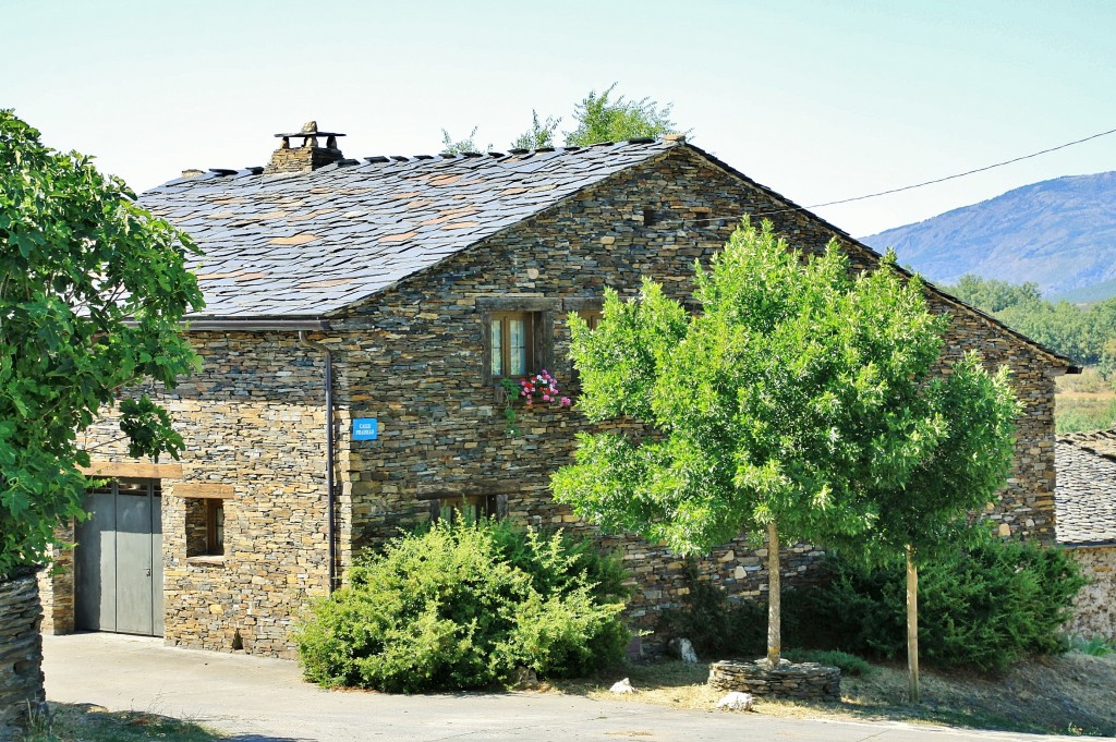 Foto: Vista del pueblo - Campillo de Ranas (Guadalajara), España