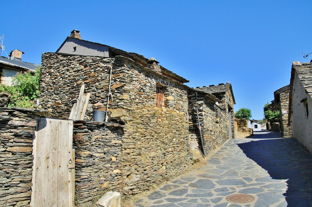 Foto: Vista del pueblo - Roblelacasa (Guadalajara), España