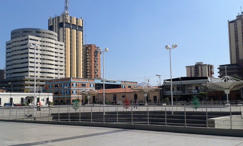 Foto: Plaza Bicentenaria de Maracay - Maracay (Aragua), Venezuela