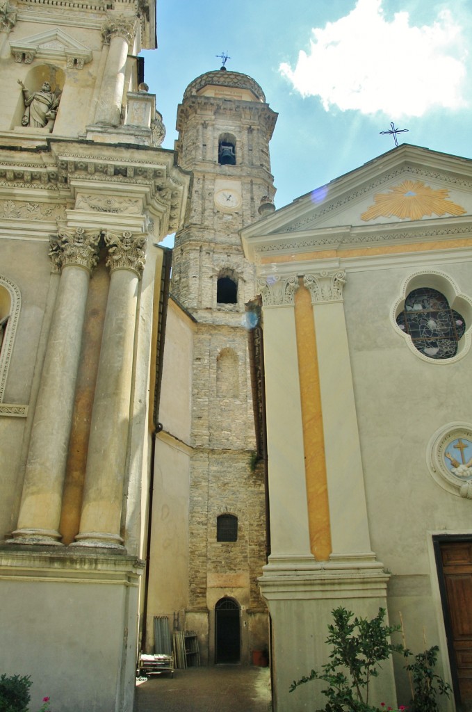 Foto: Centro histórico - Badalucco (Liguria), Italia