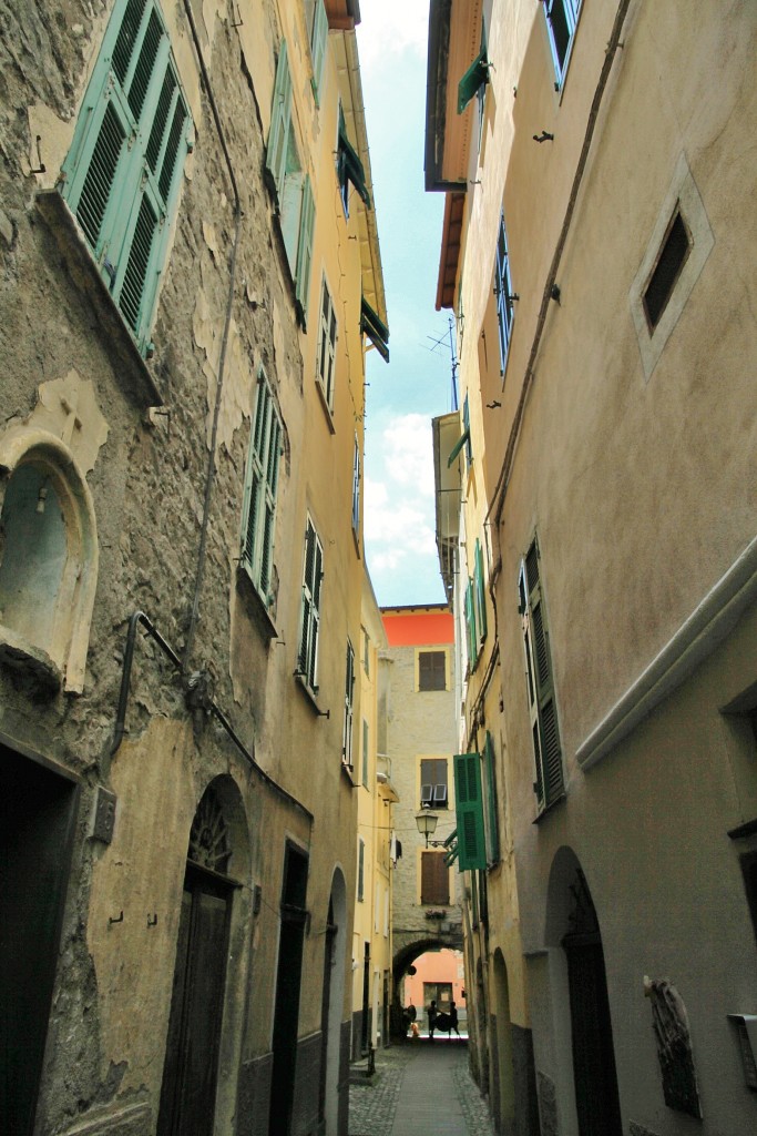 Foto: Centro histórico - Badalucco (Liguria), Italia