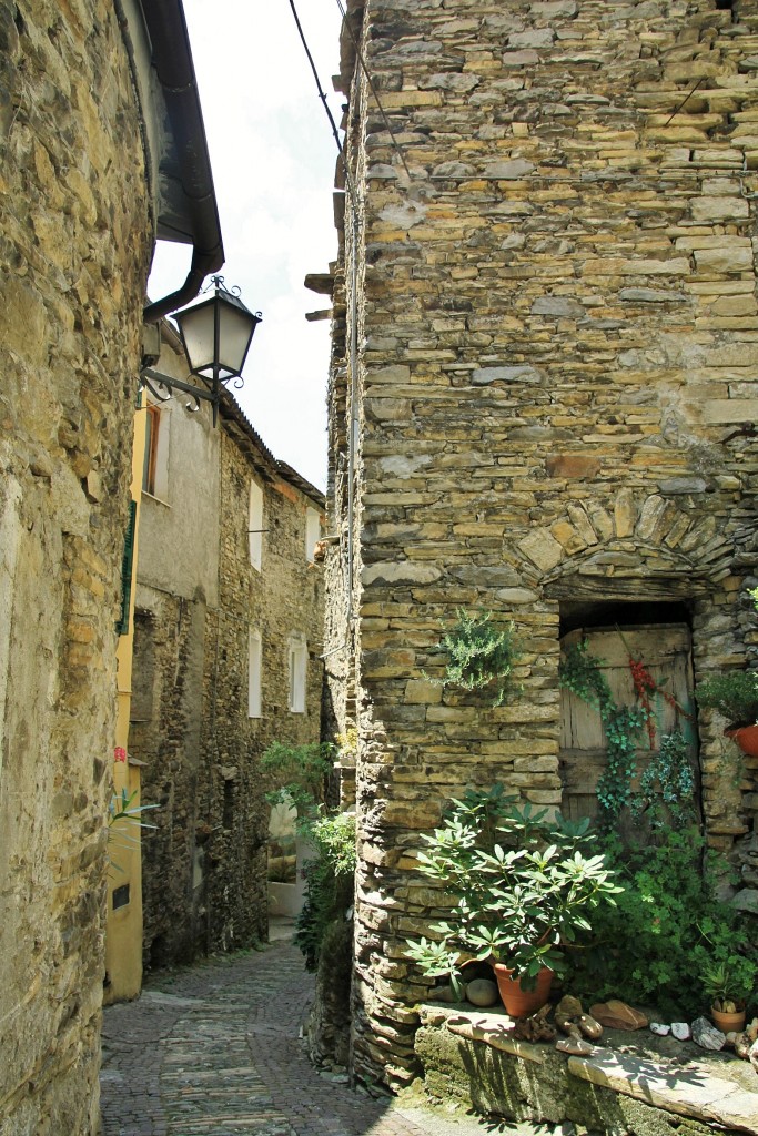 Foto: Centro histórico - Badalucco (Liguria), Italia