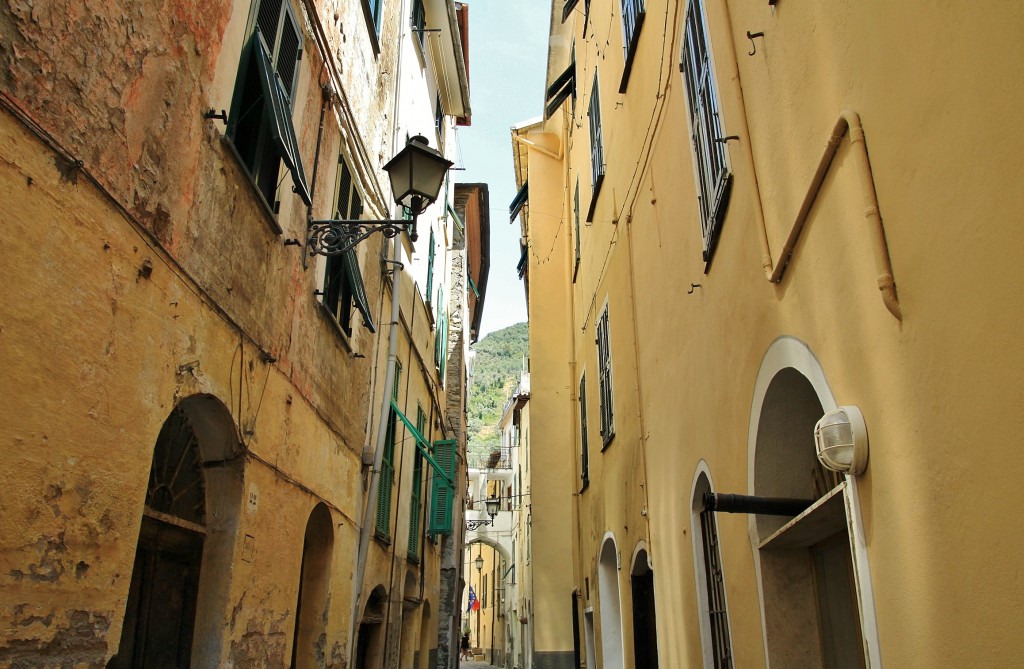 Foto: Centro histórico - Badalucco (Liguria), Italia