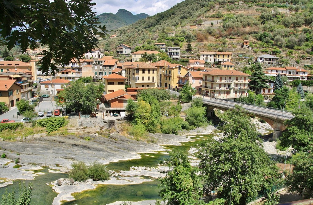 Foto: Vistas - Badalucco (Liguria), Italia