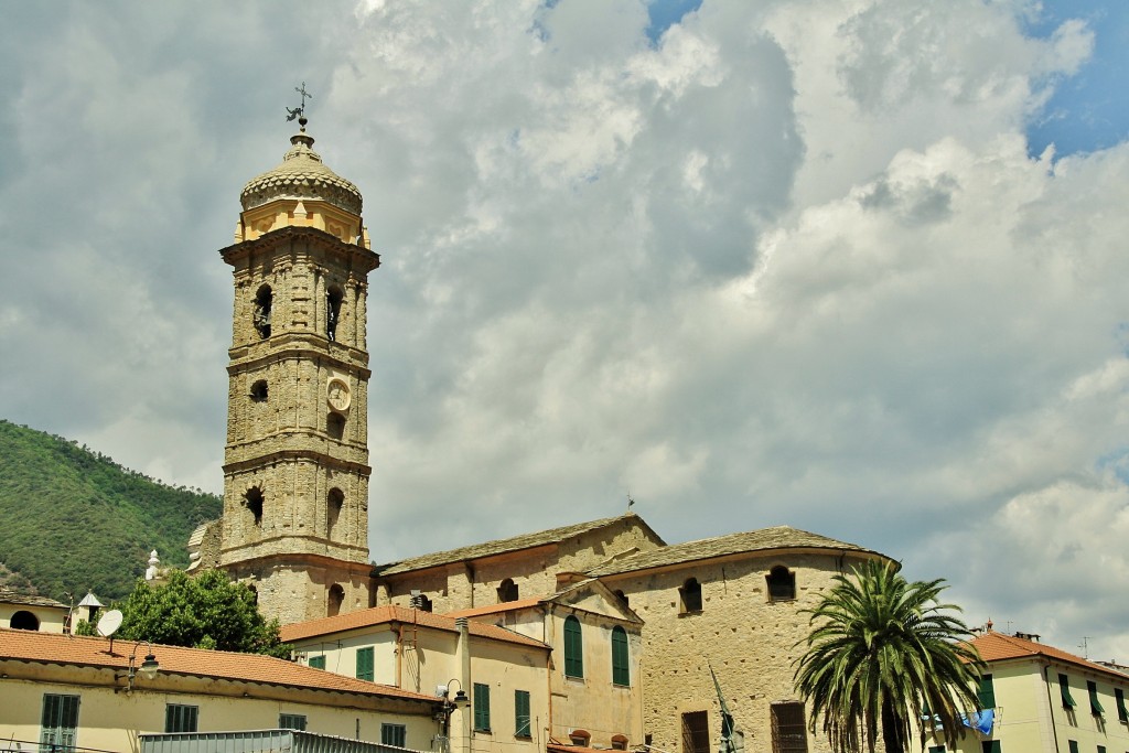 Foto: Centro histórico - Badalucco (Liguria), Italia