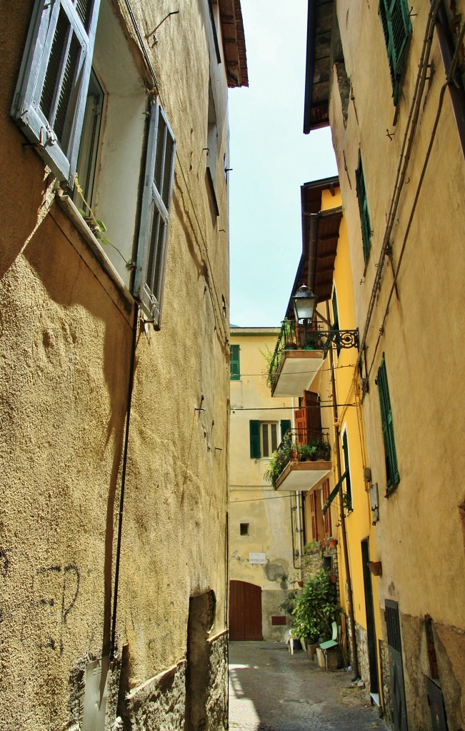 Foto: Centro histórico - Badalucco (Liguria), Italia