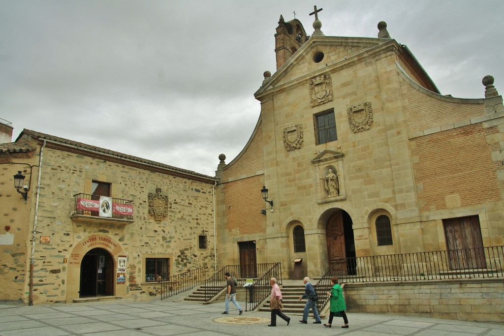 Foto: Iglesia de San Juan de la Cruz - Alba de Tormes (Salamanca), España