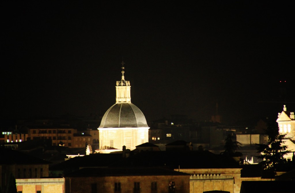 Foto: Vista nocturna - Salamanca (Castilla y León), España