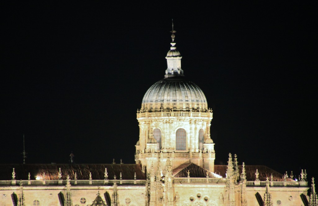 Foto: Vista nocturna - Salamanca (Castilla y León), España