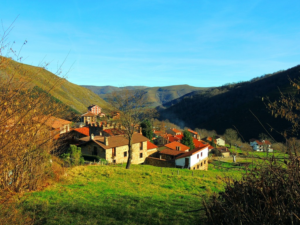 Foto de San Sebastián de Carabandal (Cantabria), España