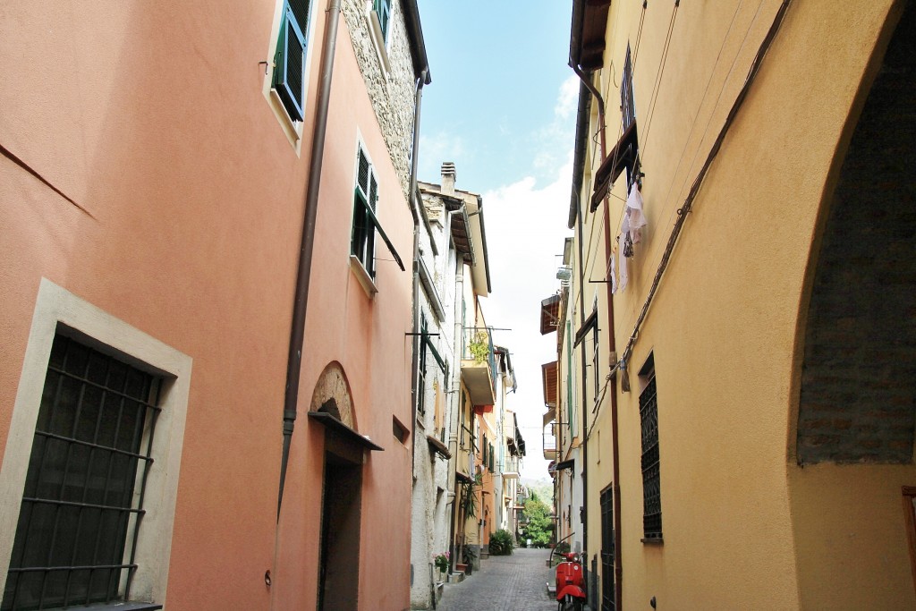 Foto: Centro histórico - Villanova d´Albenga (Liguria), Italia