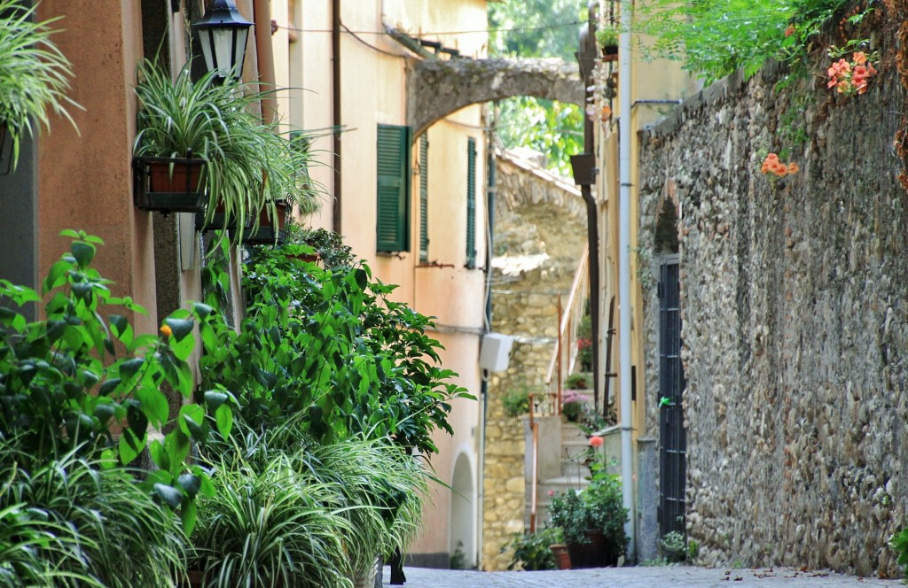 Foto: Centro histórico - Villanova d´Albenga (Liguria), Italia