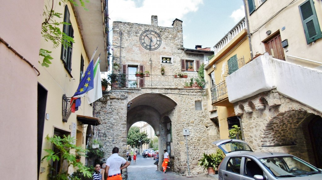 Foto: Centro histórico - Villanova d´Albenga (Liguria), Italia